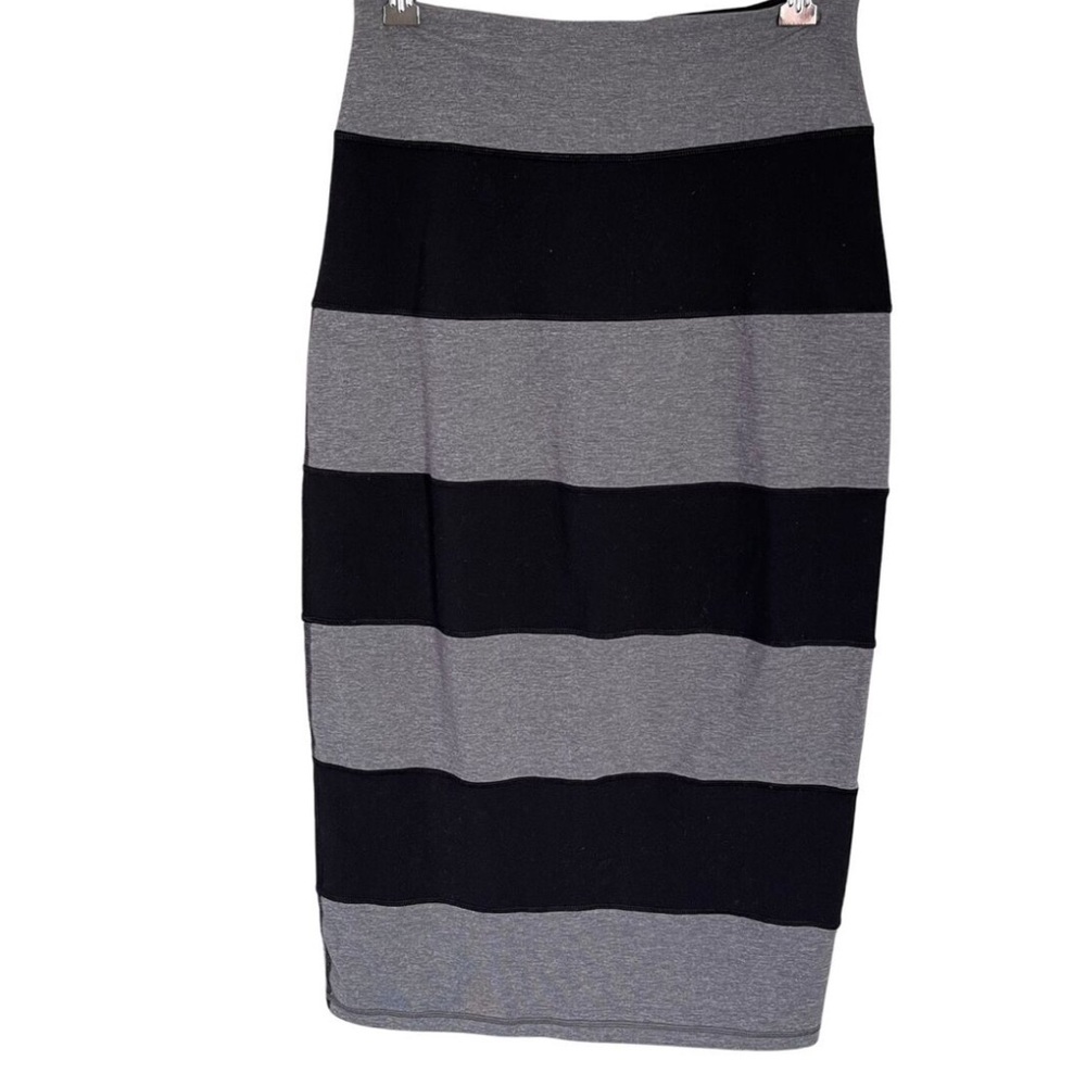 Lululemon Athletica Heathered Gray Slate Black Stretch Striped Luon Over Skirt 6